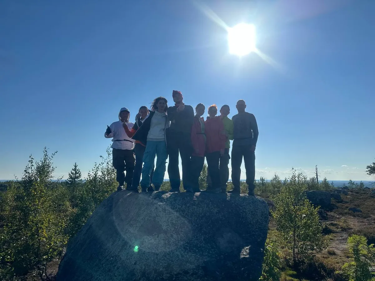 Группа на вершине